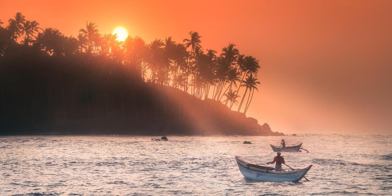 Blue Beach Galle Hotel Exterior photo