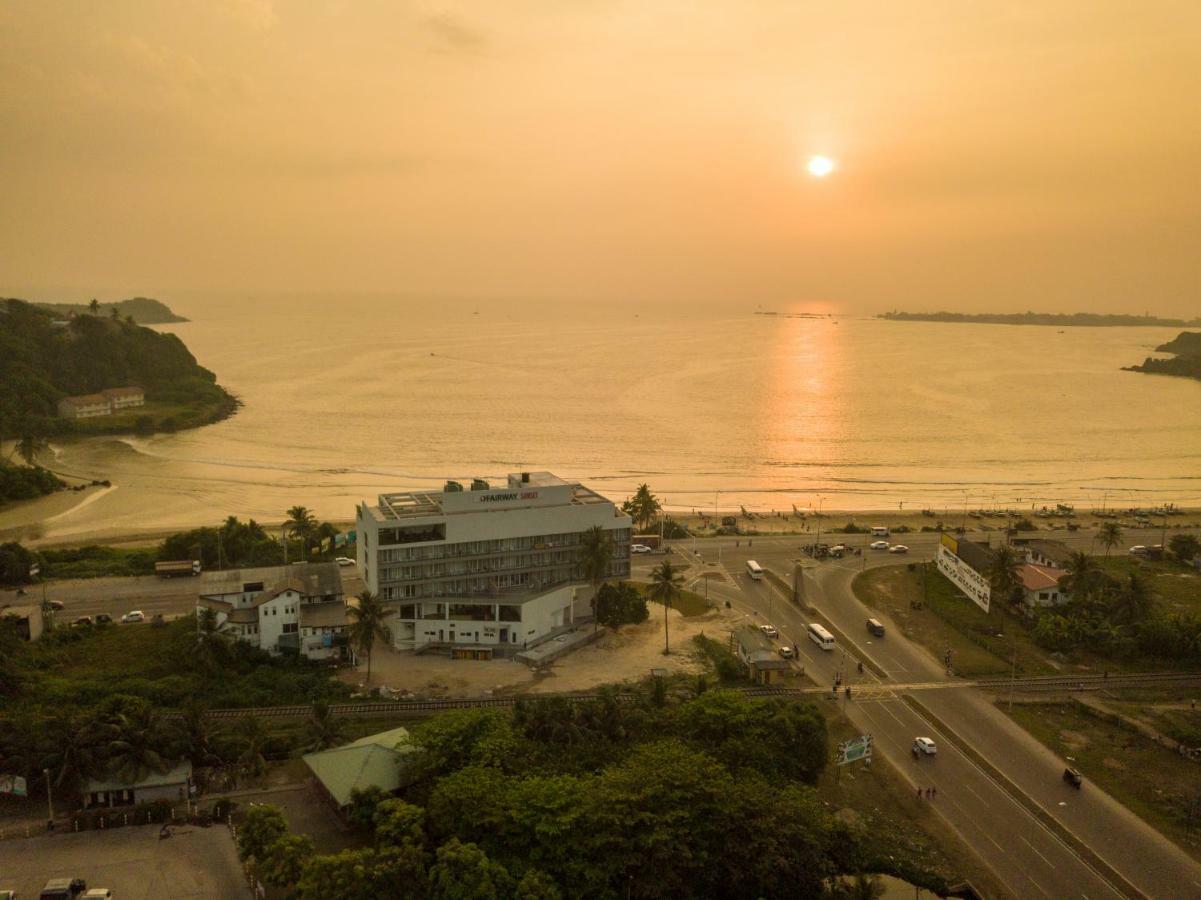 Blue Beach Galle Hotel Exterior photo